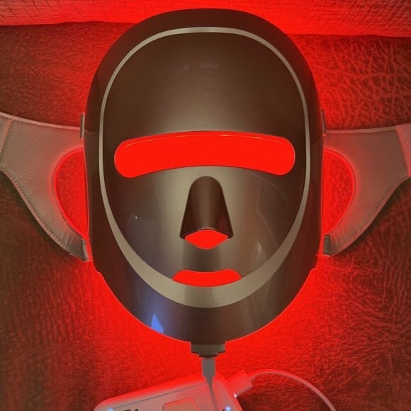 ECO LED MASK - Picture 2 of 5